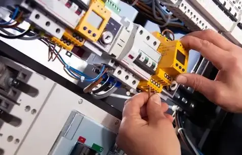 dépannage électrique Plestan-4
